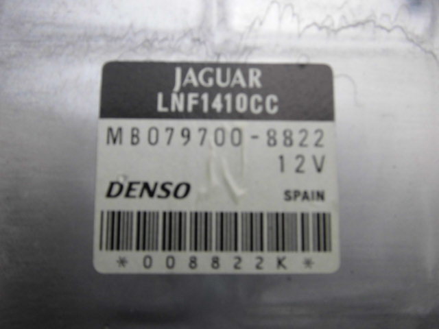* Jaguar XJ X308 00 year JLGC engine computer -( stock No:A14254)