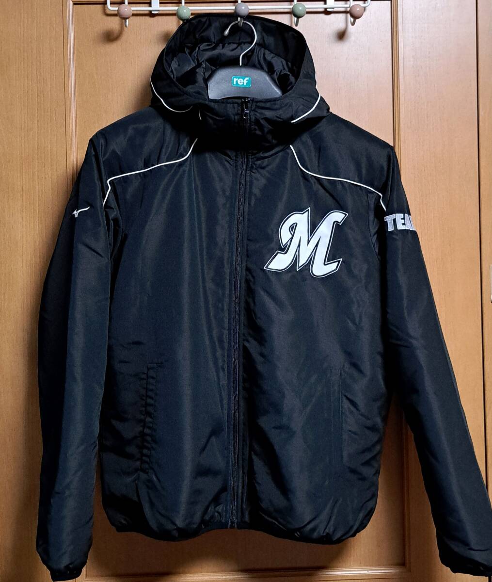 ☆　 MIZUNO製 千葉ロッテ マリーンズ　TEAM26限定 中綿ジャケット 美品　☆_画像1