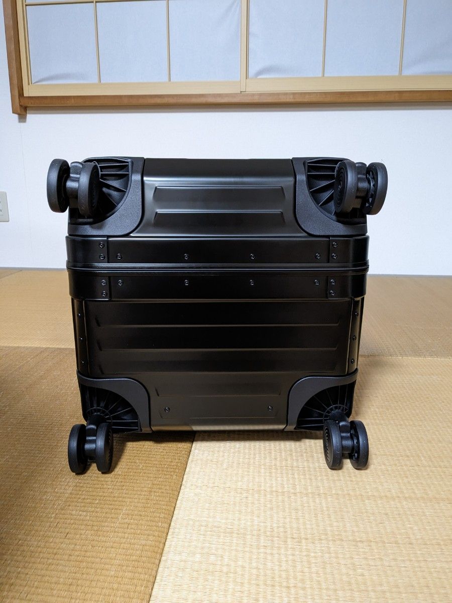 新品未使用 10年保証付 サムソナイト ライトボックスアル 新品未使用 10年保証付 サムソナイト ライトボックスアル