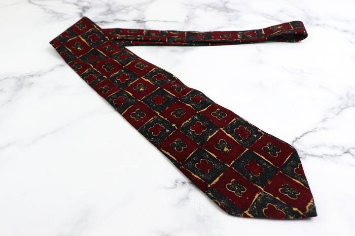 [ superior article ] Hugo Boss HUGO BOSS Germany high class gentleman clothes brand .. pattern silk floral print Italy made check pattern high class men's necktie black 