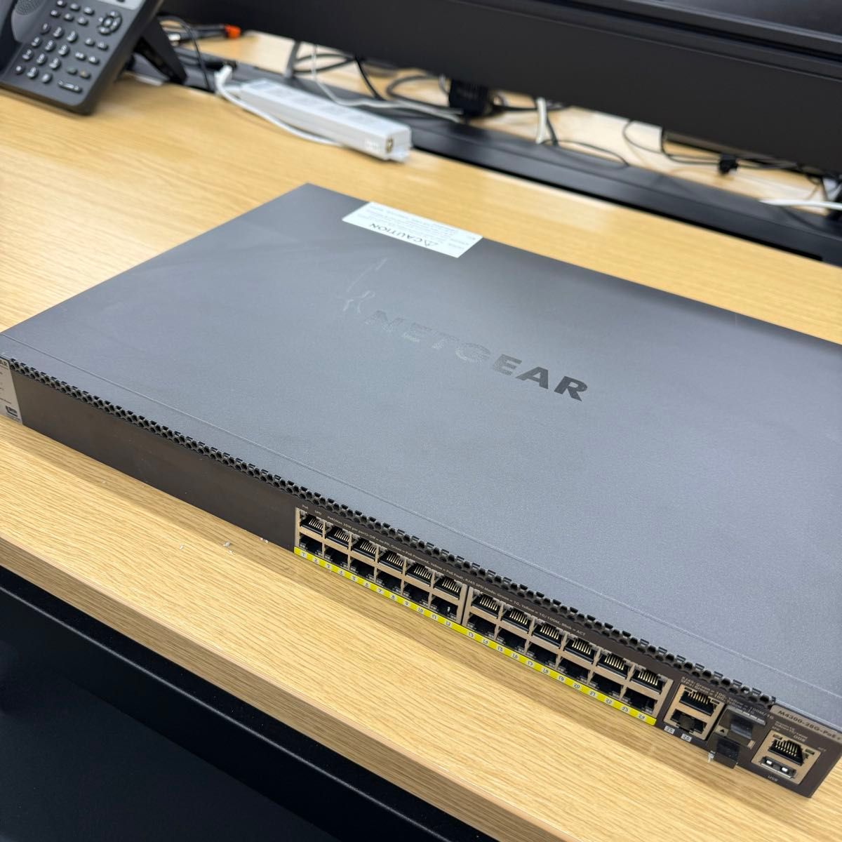 【送料無料・完動品】Netgear フルマネージスイッチ『M4300-28G-PoE+』 初期化済