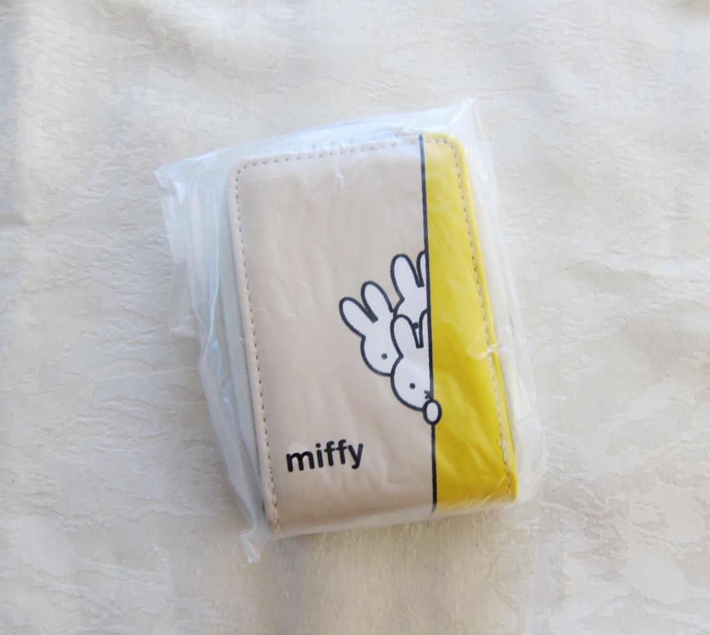 InRed2022年３月付録　miffy ミッフィー ジャバラ式カードケース　内側ポケット12・外側ポケット2　新品・未使用_画像3