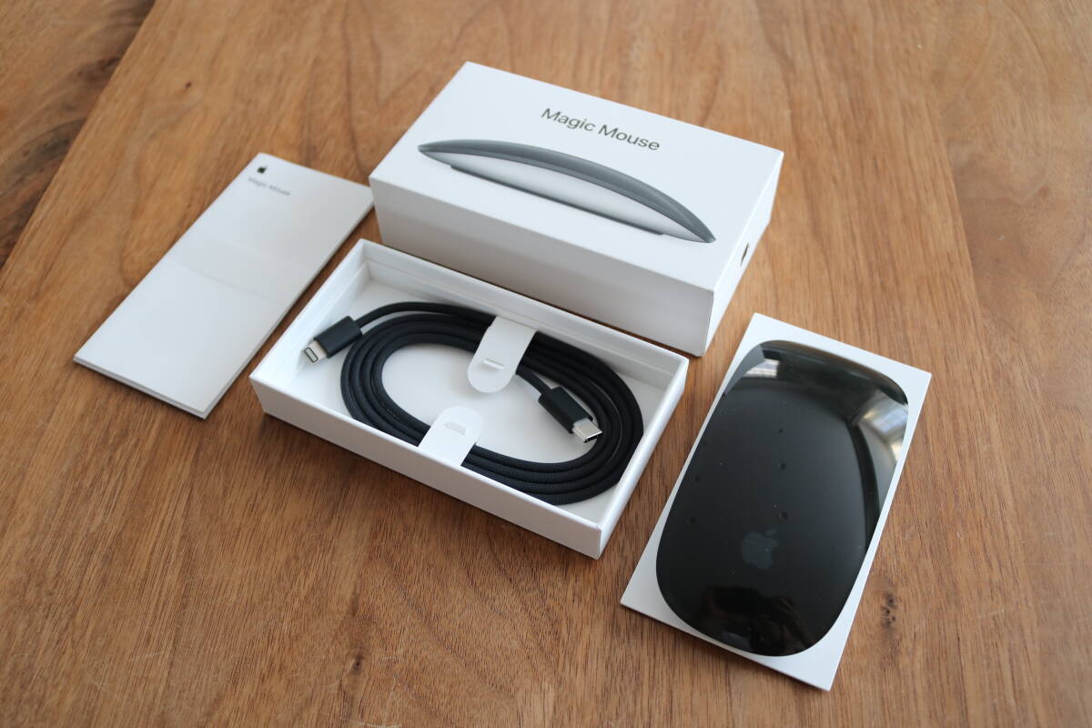 [程度良好/現行モデル] Apple純正 Magic Mouse Black（Multi-Touch対応）Wireless Model A1657 MMMQ3J/A マジックマウス ブラック_付属品完備！