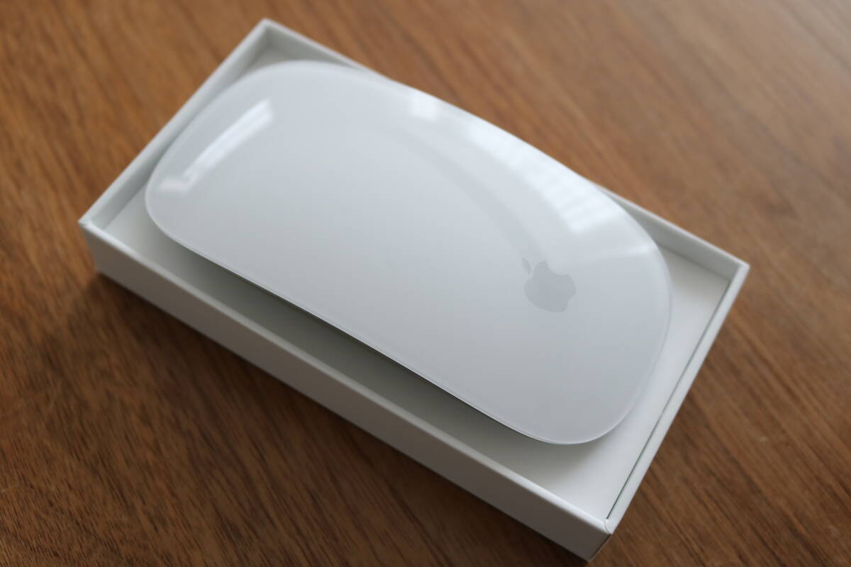 [新品同様/現行モデル] Apple純正 Magic Mouse White（Multi-Touch対応）Wireless Model A1657 MK2E3J/A マジックマウス ホワイトの画像5