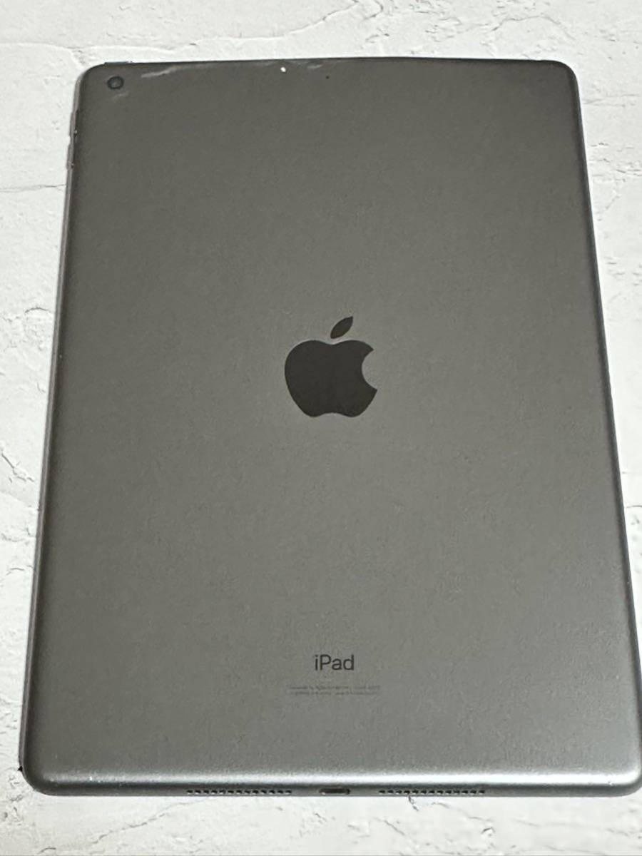 iPad 8世代 32GB Wi-Fiモデル スペースグレー アメリカ版 sku09_画像3