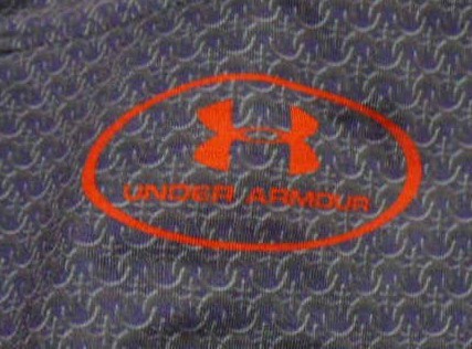 UA(アンダーアーマー)製コンプレッション　半袖インナーシャツ　Sスーパーマン　MDサイズ　ネイビー?青?×赤×黄色　MAE8881_画像3