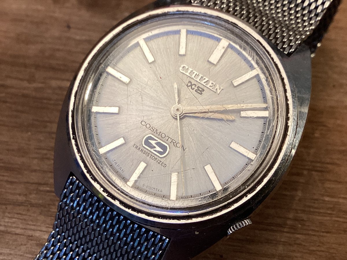 TT-1859■送料込■ シチズン CITIZEN X8 コスモトロン メンズ アナログ クオーツ 防水 腕時計 時計 66g●ジャンク扱い/くGOら_画像1