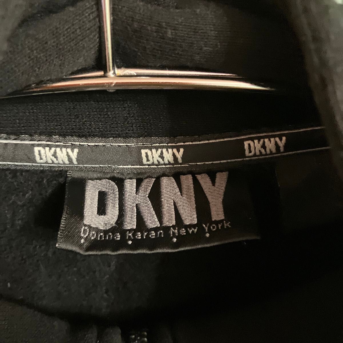 DKNY ハーフジップ スウェット デカロゴ ビッグシルエット 黒　90s アノラック