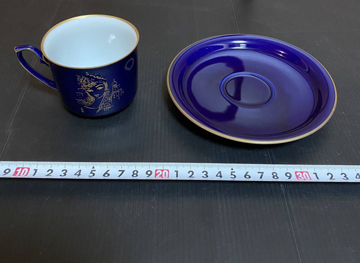 東郷青児 カップ&ソーサー 喫茶ソワレ 香蘭社 中古美品 昭和 東郷青児 カップ&ソーサー 喫茶ソワレ 香蘭社 中古美品 昭和