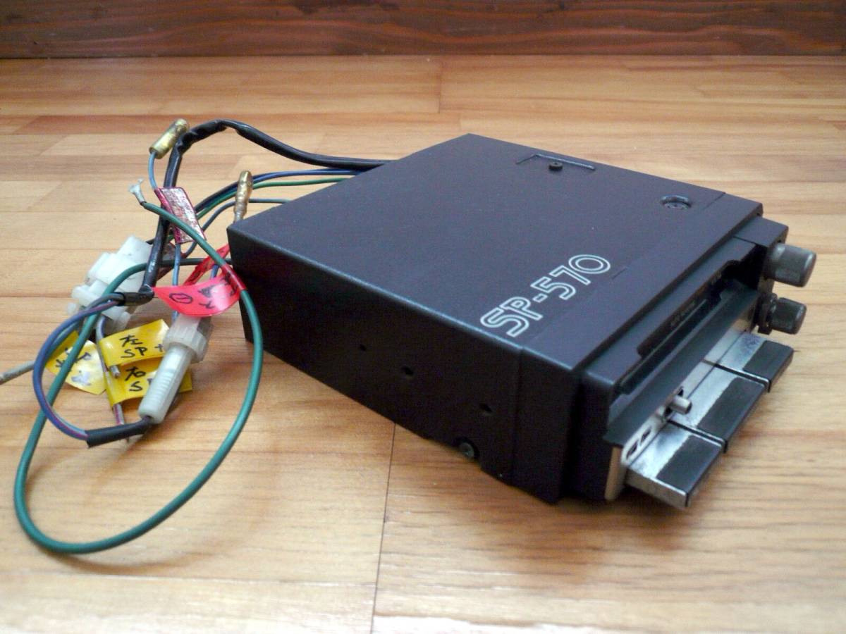 旧車 FUJITSU TEN カセットテープ カーステレオ SP-570 の画像2