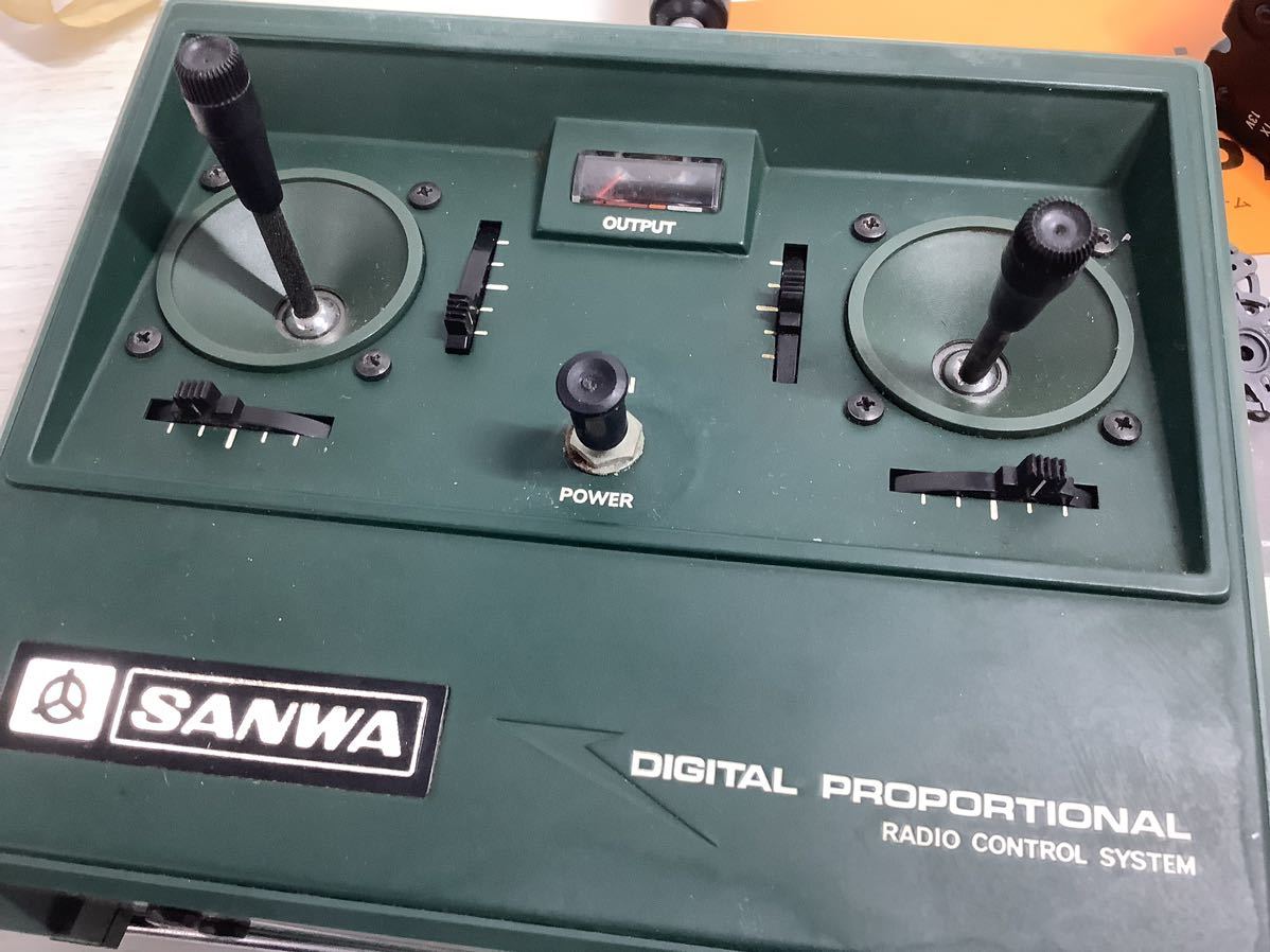 2Y117 SANWA デジタル プロポーショナル ラジオコントロールシステム ラジコン ノイズレスDIGITAL PROPORTIONAL 現状品_画像3