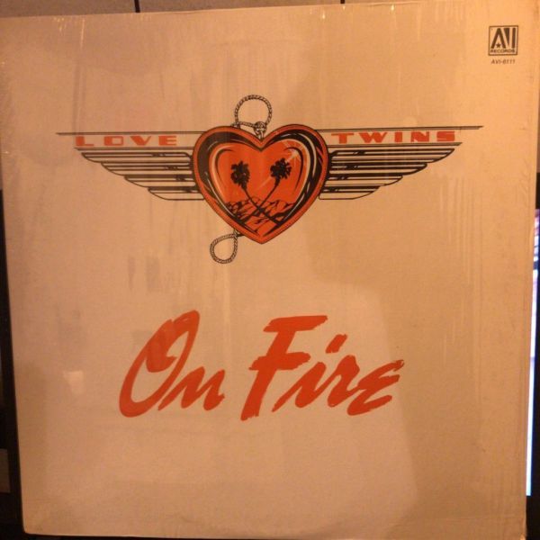 Love Twins - On Fire LP AVI 6111_画像1