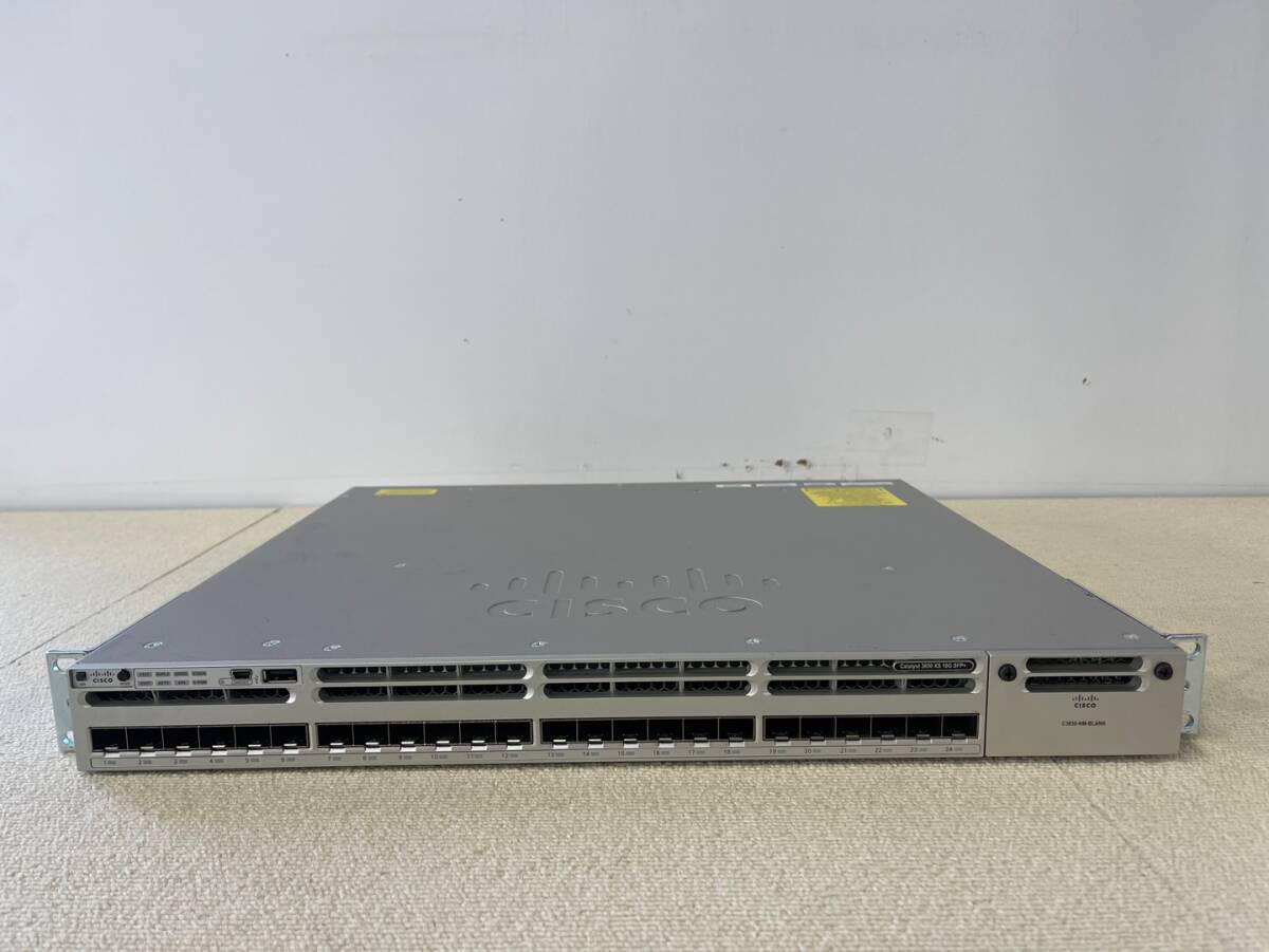 Cisco WS-C3850-24XS-S V02 16.3.7 24-Port SFP+ Switch 動作確認 初期化済みの画像1