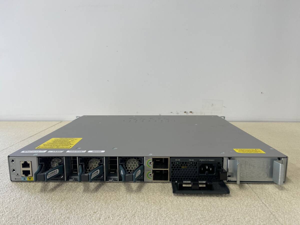 Cisco WS-C3850-24XS-S V02 16.3.7 24-Port SFP+ Switch 動作確認 初期化済みの画像3