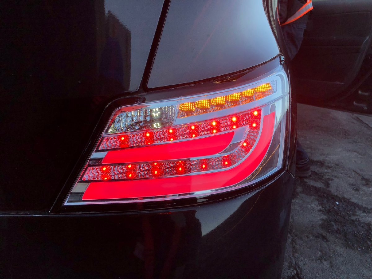 トヨタ　ｂB　QNC21　SONAR　クリアテール　ブレーキランプ　LED　ファイバーテール　社外　中古品　QNC20 25　〔KP236-4-4-4〕_画像10
