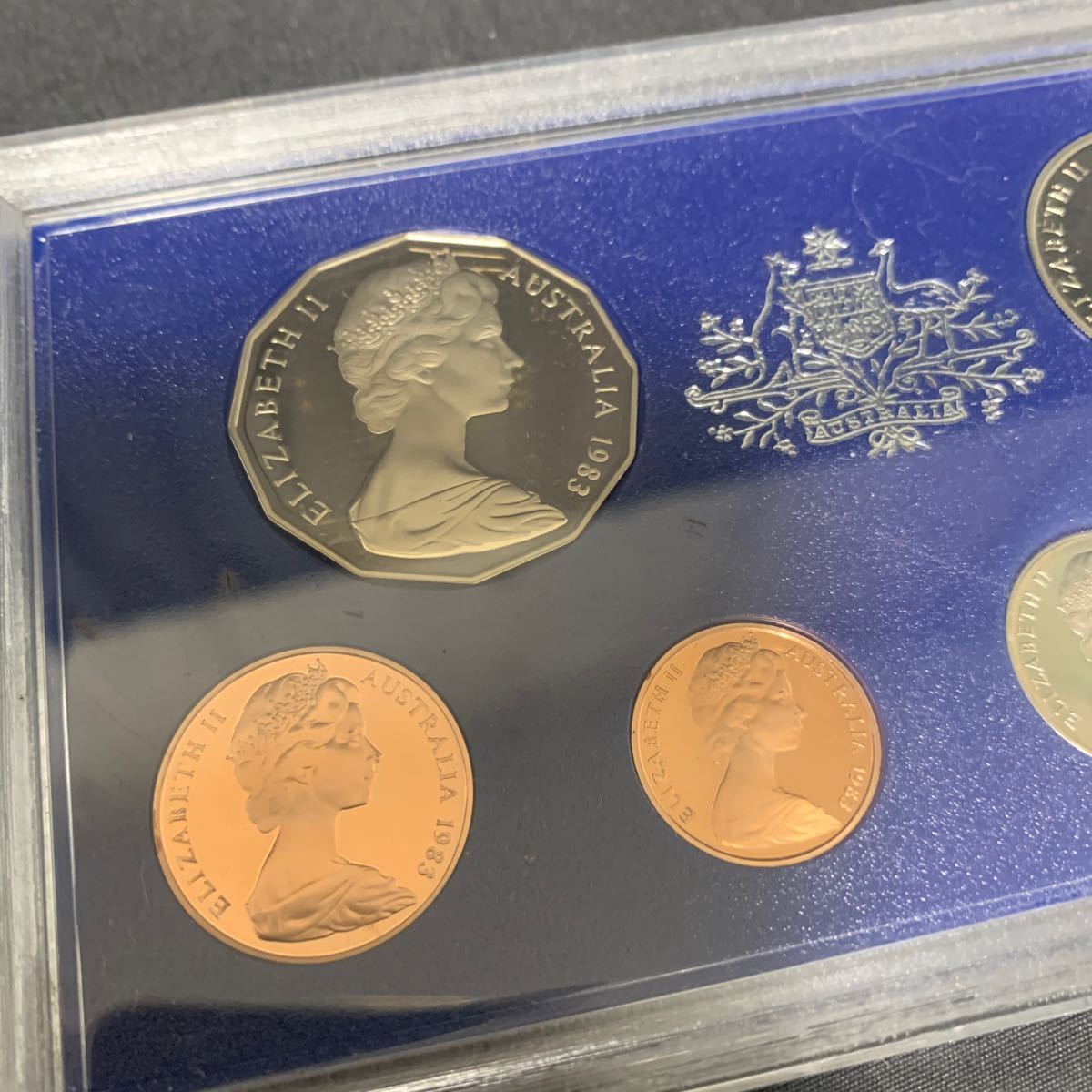 ROYAL AUSTRALIAN MINT エリザベス2世 プルーフコイン 1983年 オーストラリア 硬貨 コレクション プルーフ貨幣セット 記念硬貨 外国硬貨_画像5