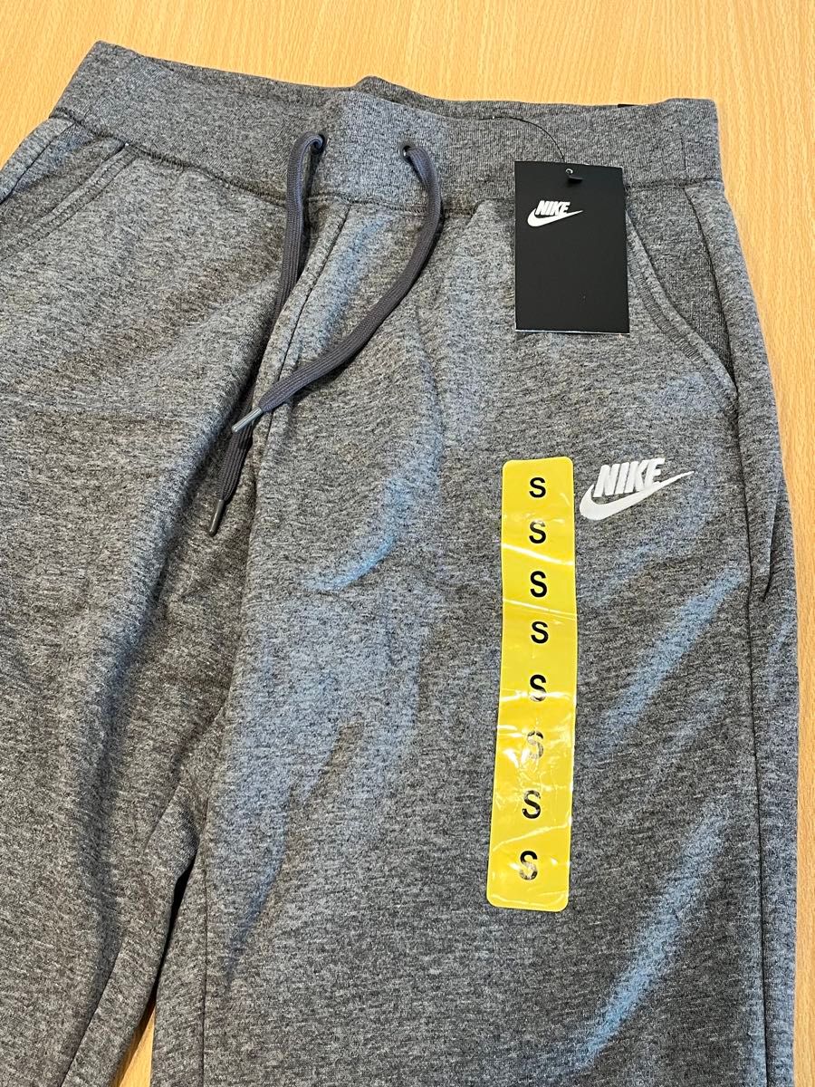 新品 M L ナイキ　フリースパンツ グレー スウェットパンツ　裏起毛 NIKE パンツ