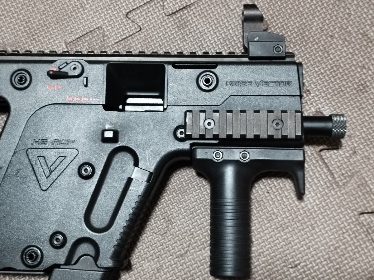 KSC KWA製 クリスベクター KRISS VECTOR ガスブローバックモデル_画像6