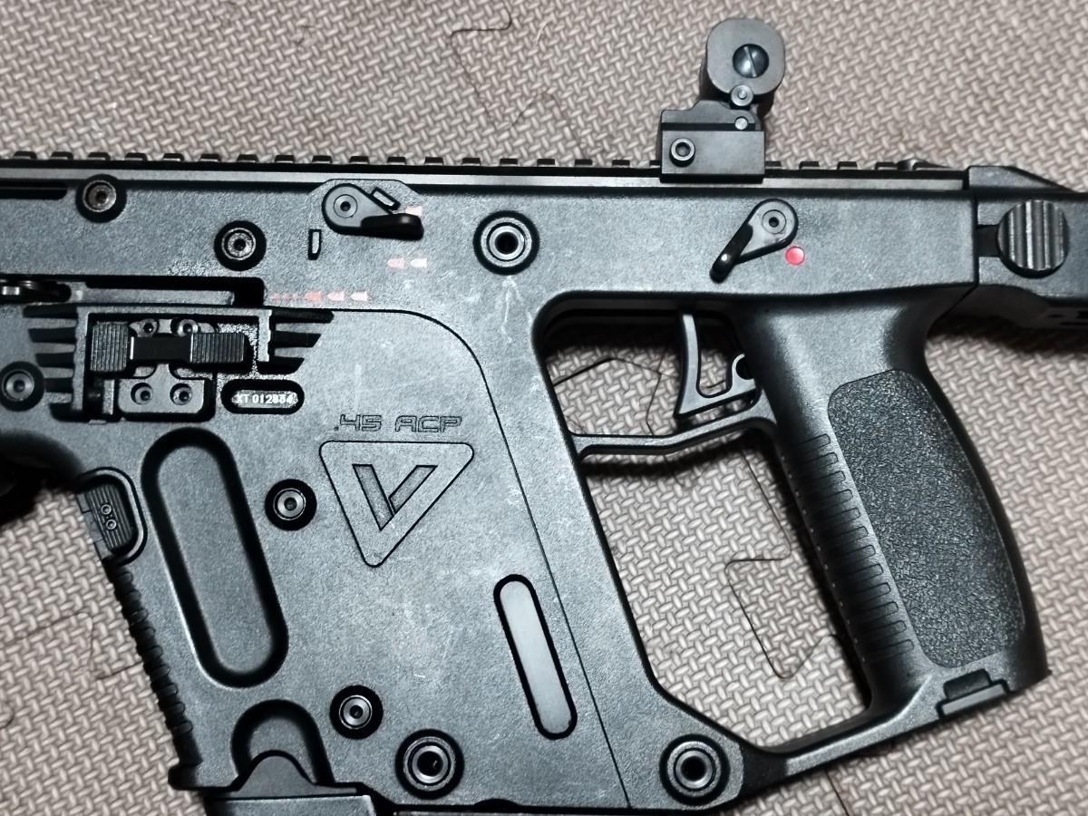 KSC KWA製 クリスベクター KRISS VECTOR ガスブローバックモデル_画像3