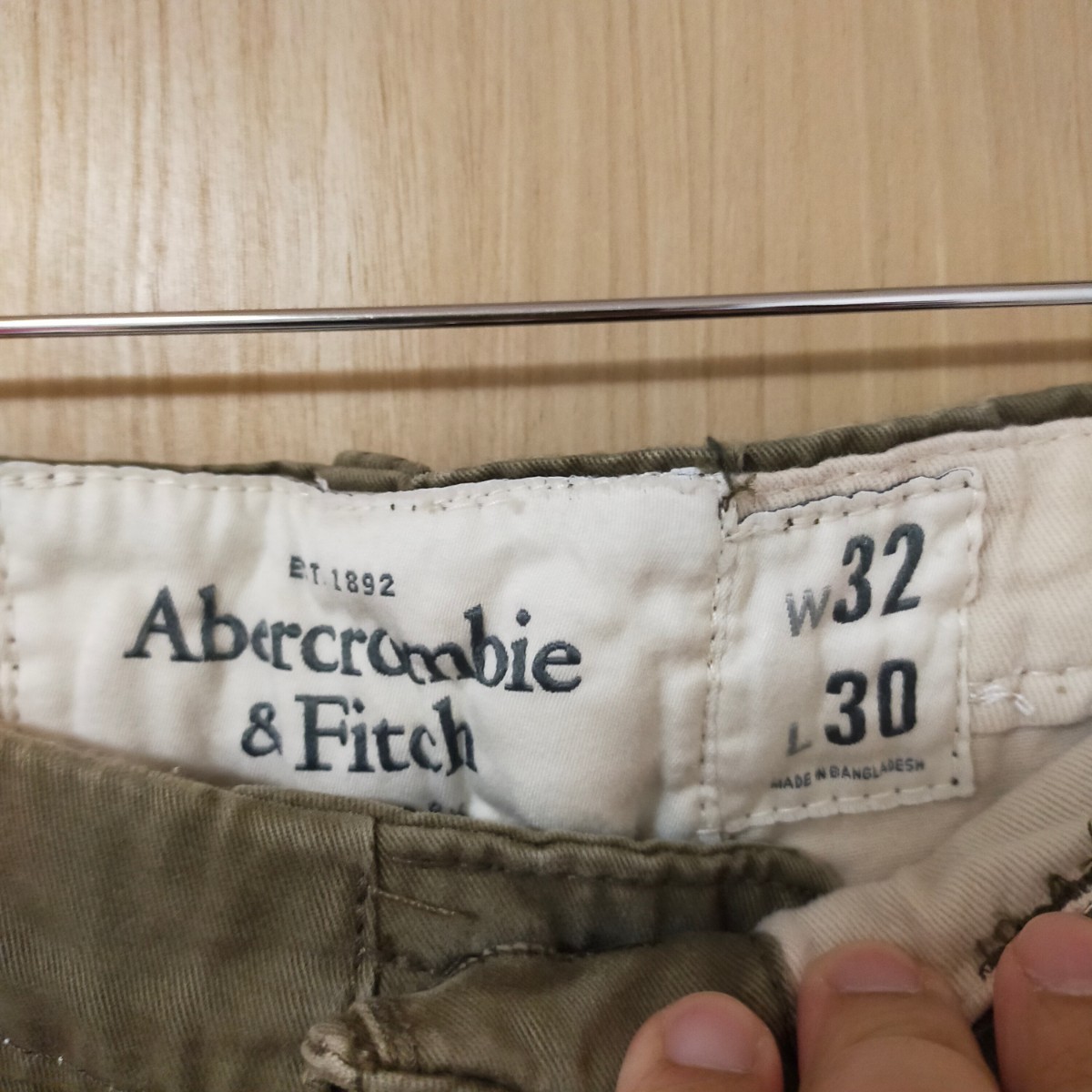 Abercrombie&Fitch アバクロ アバクロンビー&フィッチ ダメージ加工 チノパン パンツ ボトム ピーチスキン W32 L30 カーキ