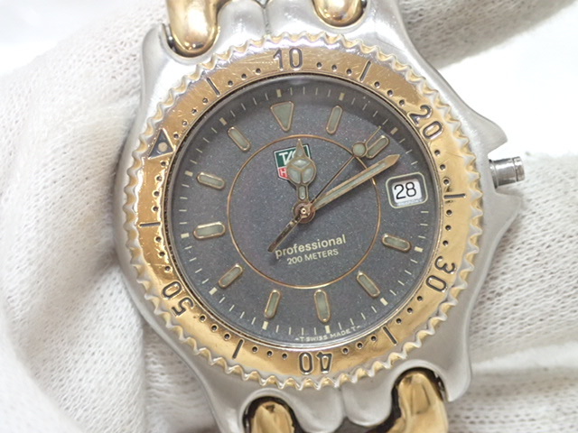 2218[T]ジャンク/タグホイヤー/プロフェッショナル 200ｍ/メンズ・ボーイズ腕時計/セルシリーズ/WG1120/934.213_画像3