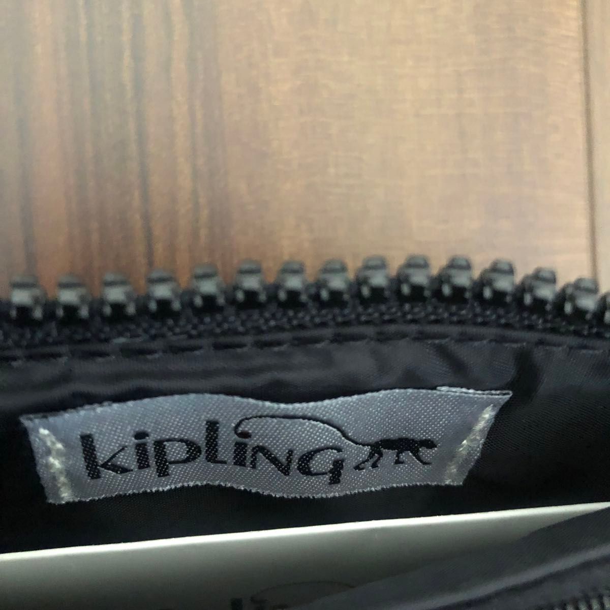 【未使用】kipLiNg キプリング スタッズ財布 ポーチ