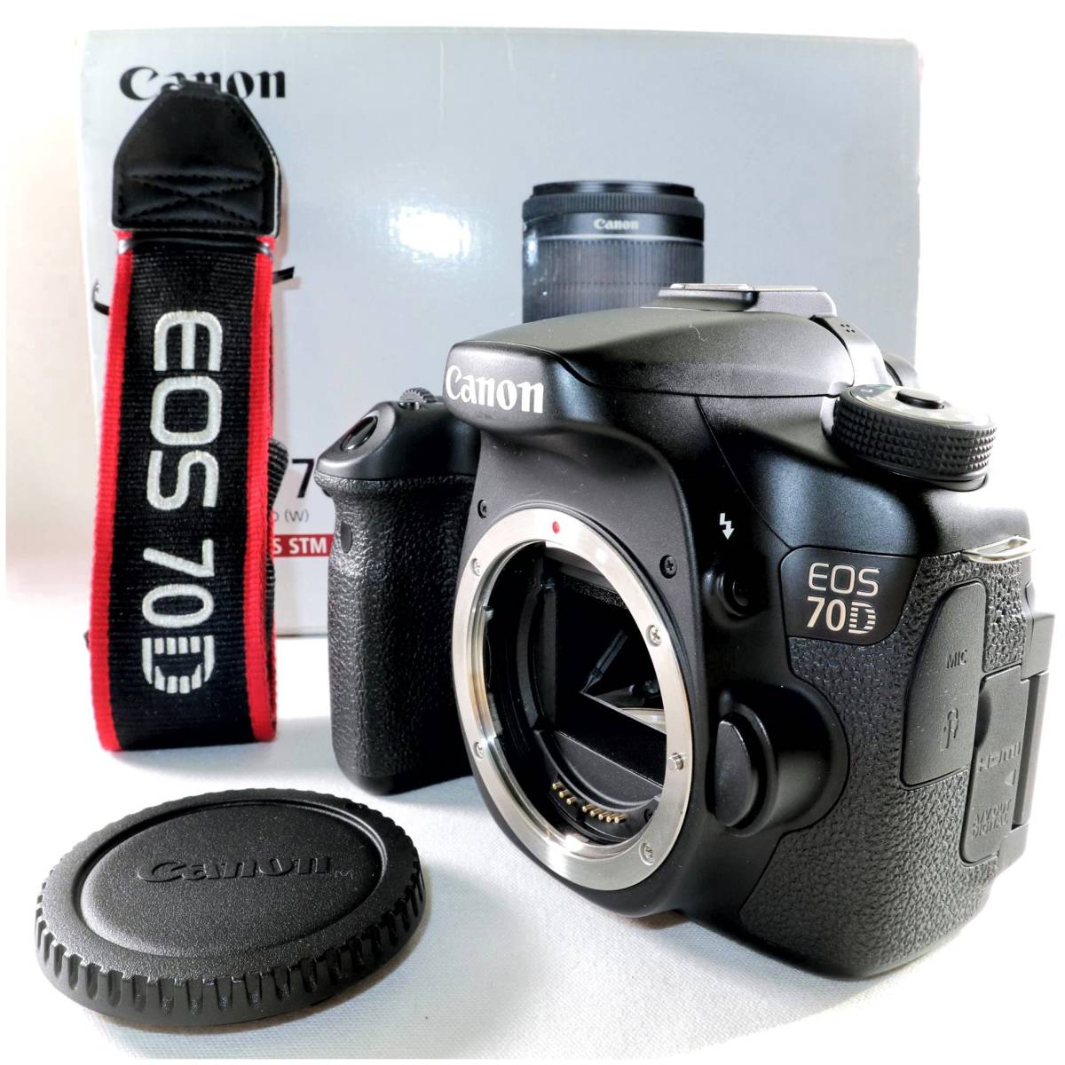 《極上美品》 デジタル一眼レフカメラ CANON EOS 70D ボディブラック キヤノン キャノン イオス 中古カメラ k2444