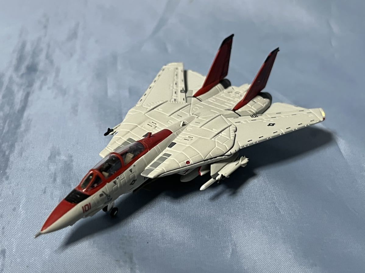 ホーガン ウィングス製　　Mシリーズ F-14 トムキャット　　　1/200_画像3