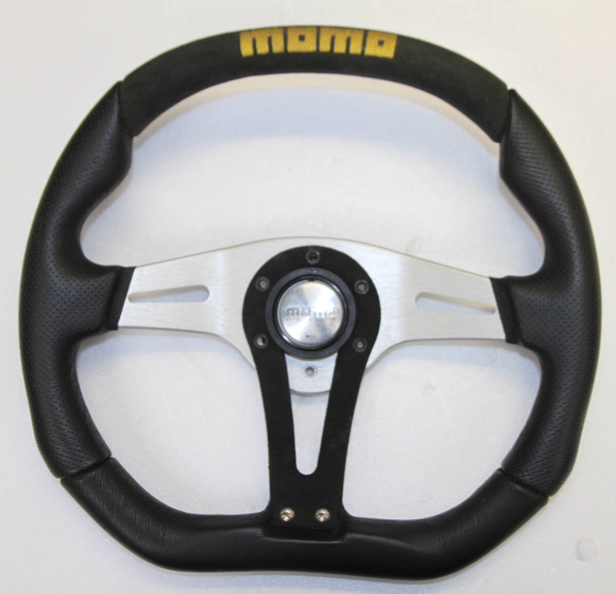  regular goods Momo steering wheel TYP R35-K8A70259 07-02 Momo stearing wheel steering wheel 