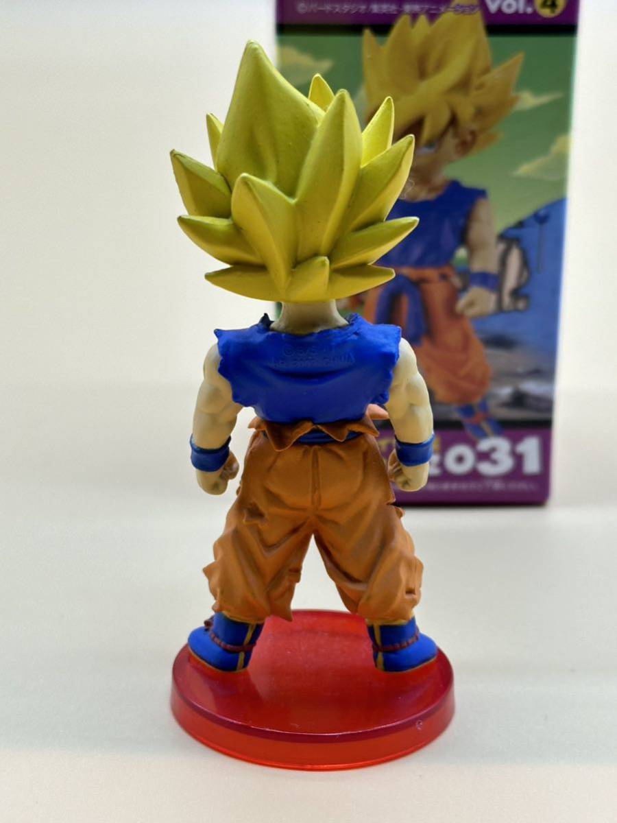 中古品 箱無 ドラゴンボールZ ワールドコレクタブル フィギュア vol.4 伝説のサイヤ人編 超サイヤ人孫悟空_画像3