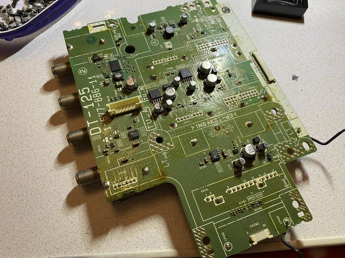ソニー ブルーレイレコーダー チューナー基盤修理BDZ-T55/BDZ-T75その他DT-125基盤使用機種 受信が出来ずお困りの方修理します_画像1