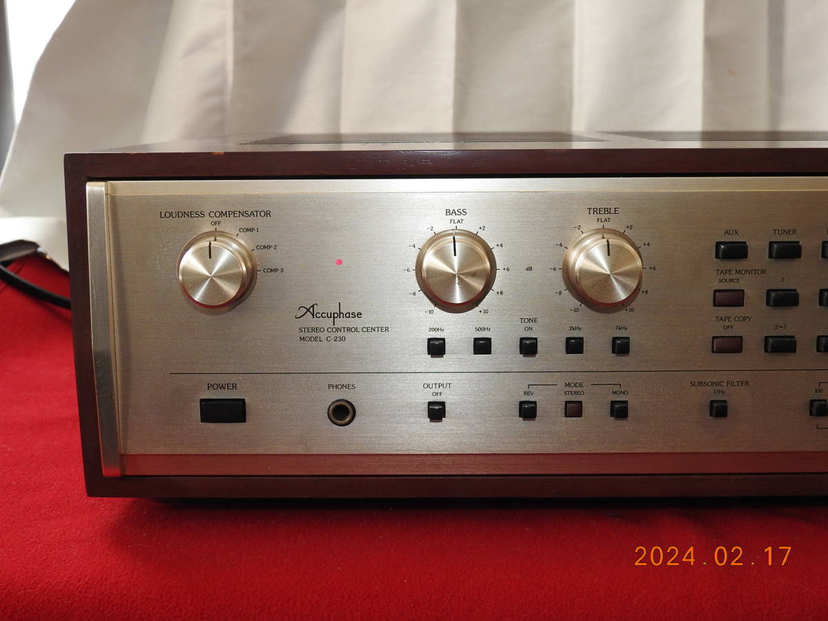 Accuphase C-230 プリアンプ ウッドキャビネット付き 動作品の画像2