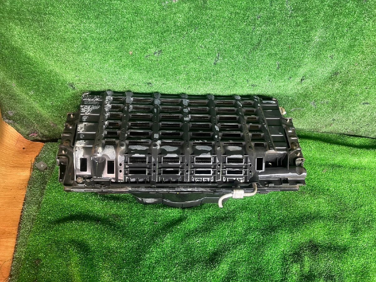 H28年 26系キャラバン( VW2E26)バン NV350 電動ファン付き クーラーコンデンサー 中古品 即決 025878 240128 M 北フェンス在庫_画像1