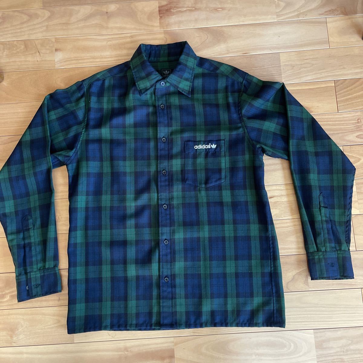 adidas originals Adidas original z box type check shirt black watch green & black & blue size L