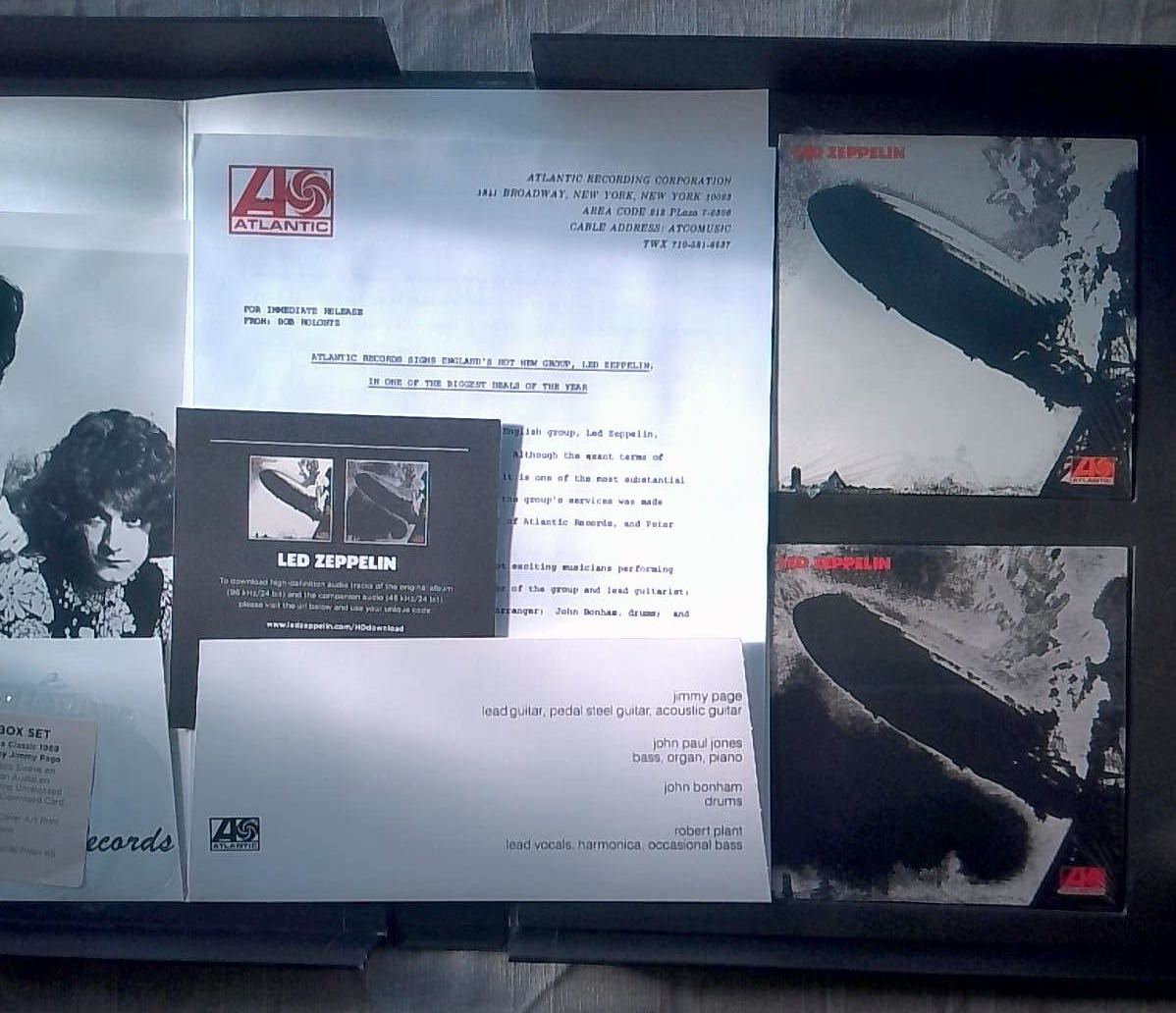 Led Zeppelin I Super Deluxe Box Set CD 2枚組／レコード 3枚組 元箱付きの画像3