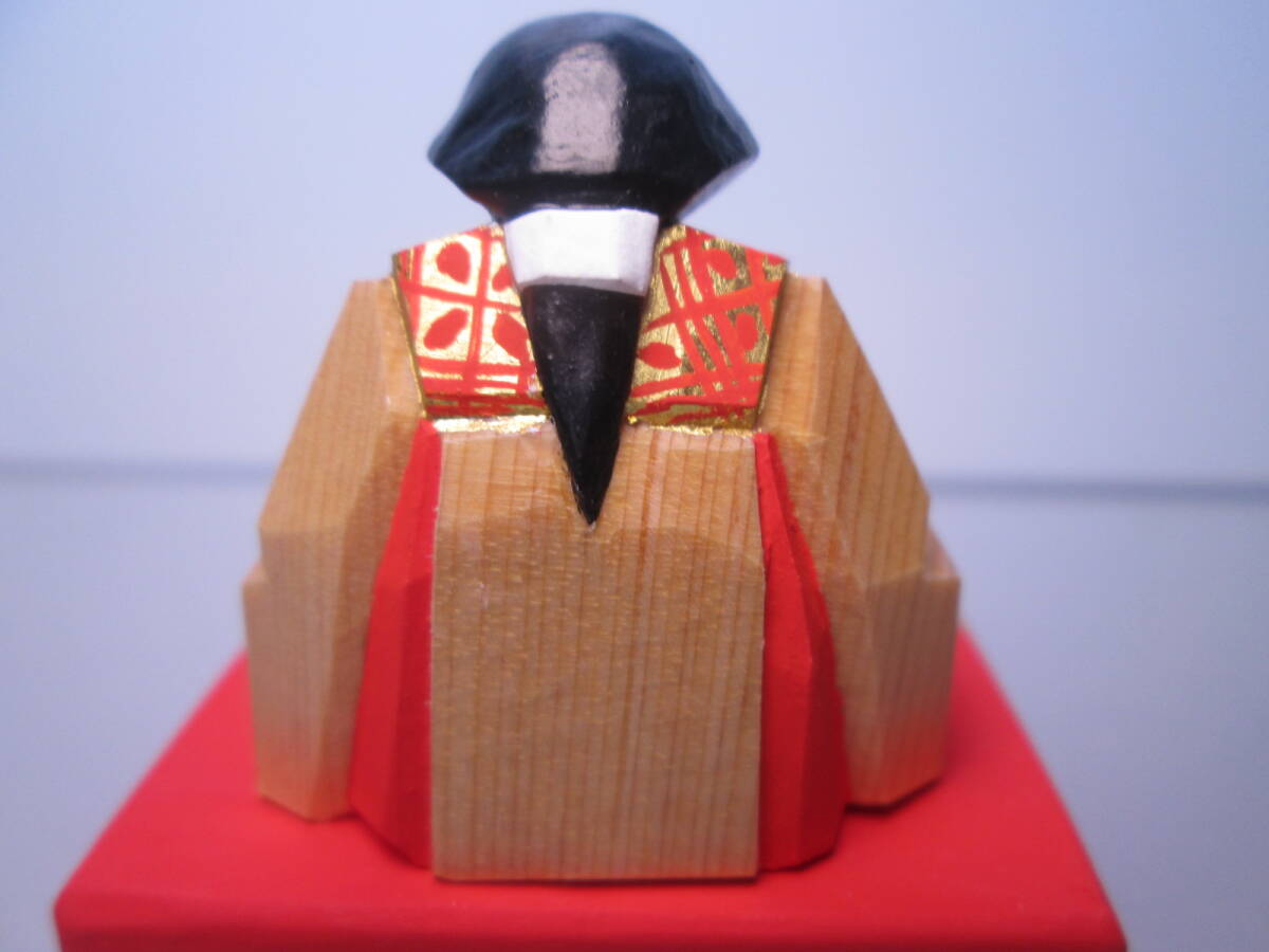 Yahoo!オークション - 南都 山脇 利精 作 一刀彫 「雛」雛人形 共箱 Yahoo!オークション - 南都 山脇 利精 作 一刀彫 「雛」雛人形 共箱