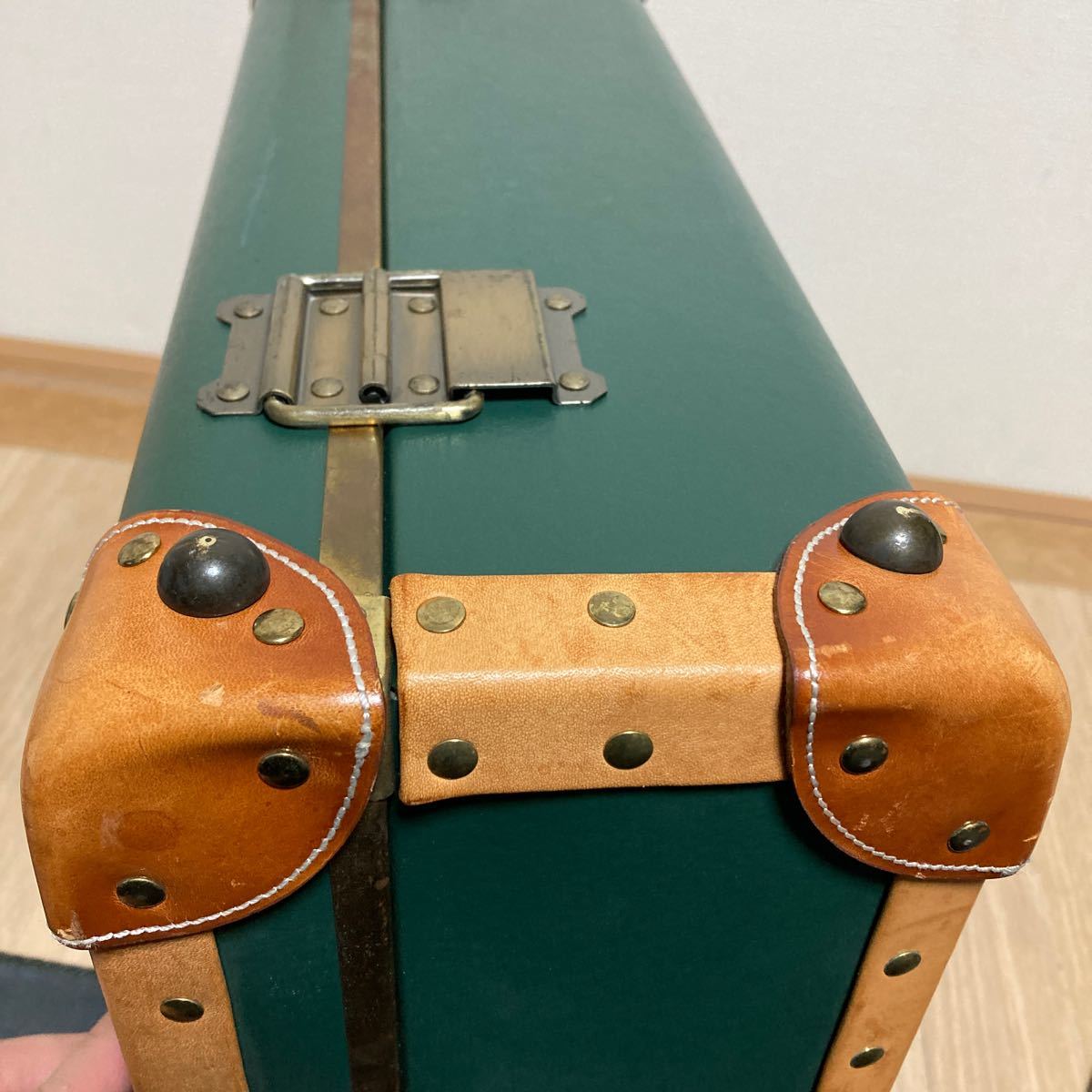 [ rare ]HOKUTAN ho k tongue attache case suitcase trunk green rare color made in Japan key attaching 