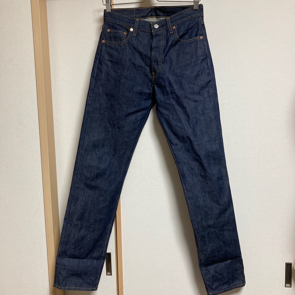 【極美品】Levi's リーバイス 84501 ジーンズ デニムパンツ 赤耳最終モデル W30 トルコ製 LVC_画像2