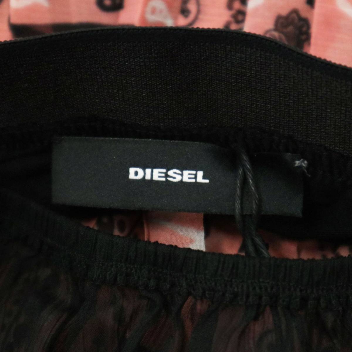 W72 新品 DIESEL スカート 定価29,000円_画像8