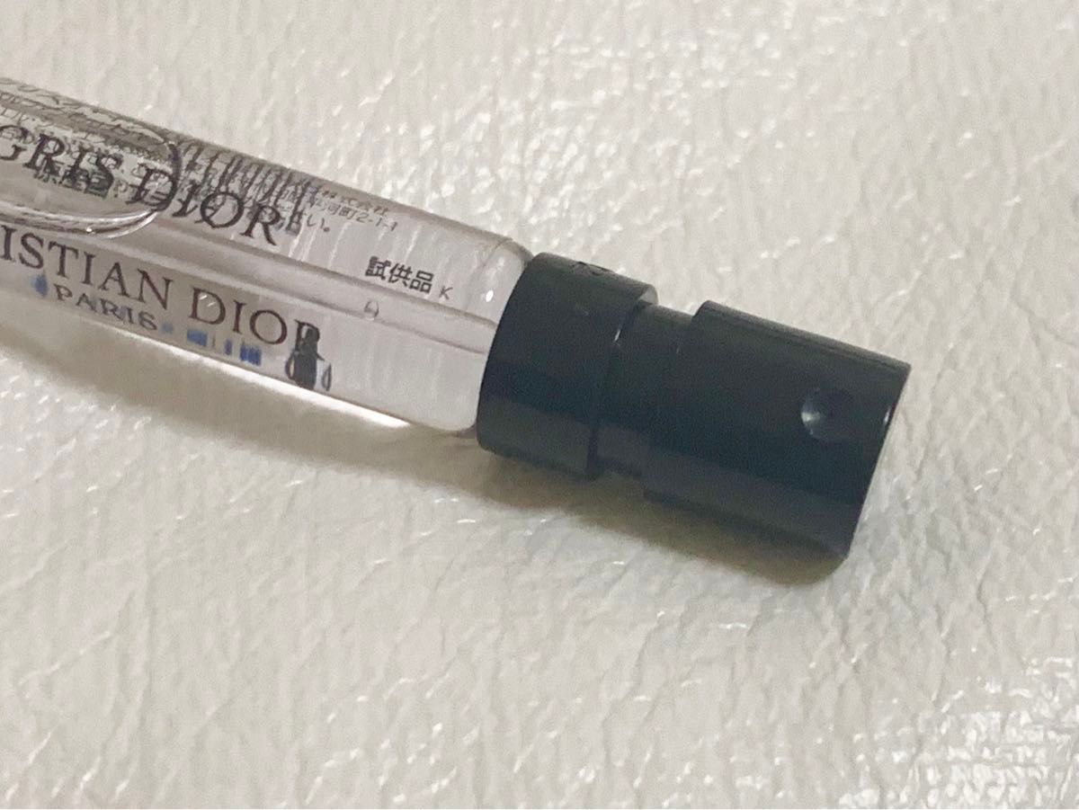 【新品】Dior メゾンクリスチャンディオール グリ 香水 2ml ミニサイズ