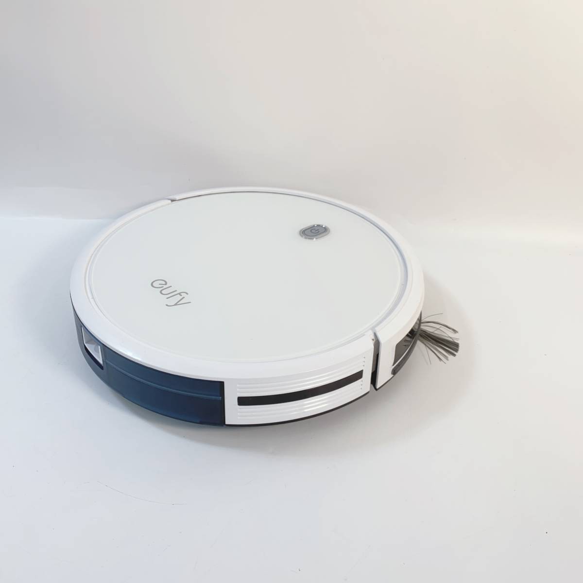 Anker Eufy RoboVac 11S robot vacuum cleaner ( white )