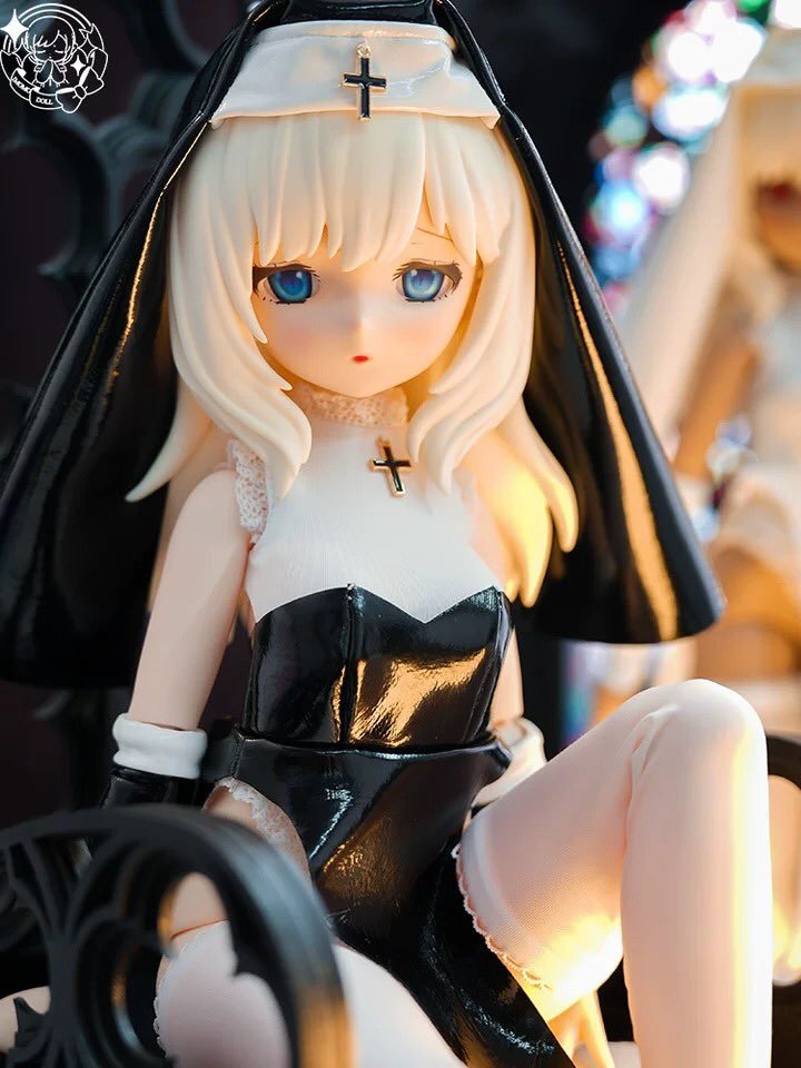 美白肌　imomodoll 1/4ドール luna シスター　大胸(L胸サイズ)　ヘッド　ボディ　MDDサイズ 半白　セミホワイト　フルセット_画像1