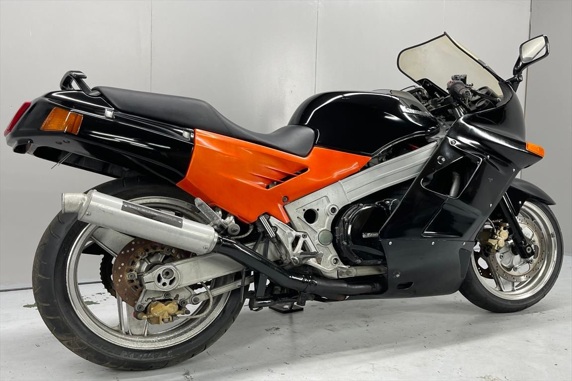 ZX-10 売り切り！１円スタート！☆始動動画有☆エンジン好調！ZXT00B 1989年！社外マフラー！検）ZZ-R1100 全国配送！福岡佐賀_画像2