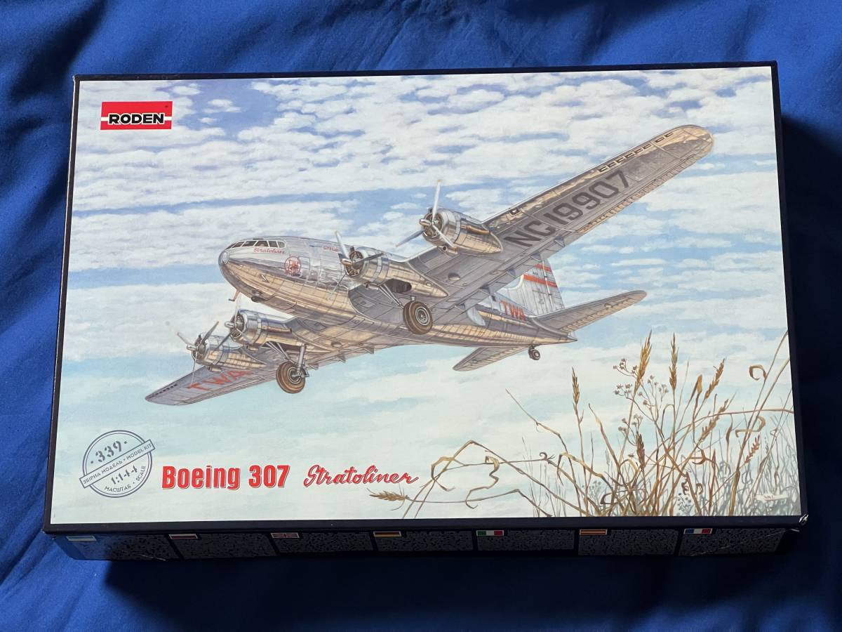 1/144 Boeing 307 Stratoliner, NC19907, The Transcontinental Line, 1940-1941 1:144 Roden 339_画像1