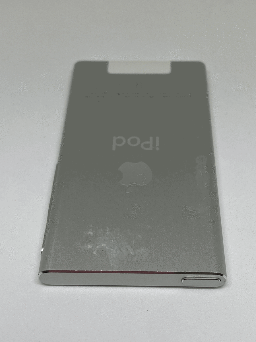 【新品バッテリー交換済み nanoシリーズ最終モデル】 Apple iPod nano 第7世代 16GB シルバー 中古品 【完動品 生産終了品 1円スタート】_画像8