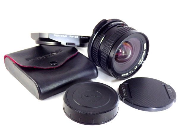 送料無料!! SMC Pentax 67 45mm f/4 中判 カメラ レンズ Lens フード付 ペンタックス 極美品 完動 SLR Camera 67II 6x7 後期 モデル Late