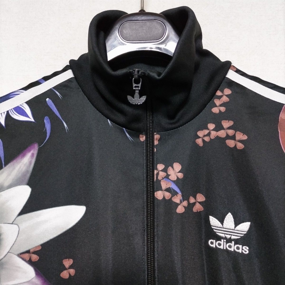 adidas アディダス Lotus Print Track Jacket 花柄 トラック adidas アディダス Lotus Print Track Jacket 花柄 トラック