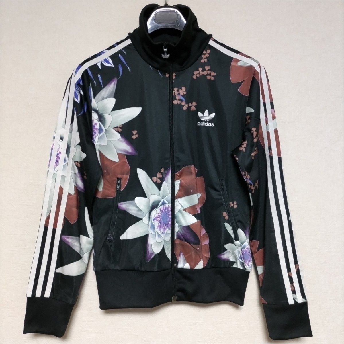 adidas アディダス Lotus Print Track Jacket 花柄 トラック adidas アディダス Lotus Print Track Jacket 花柄 トラック