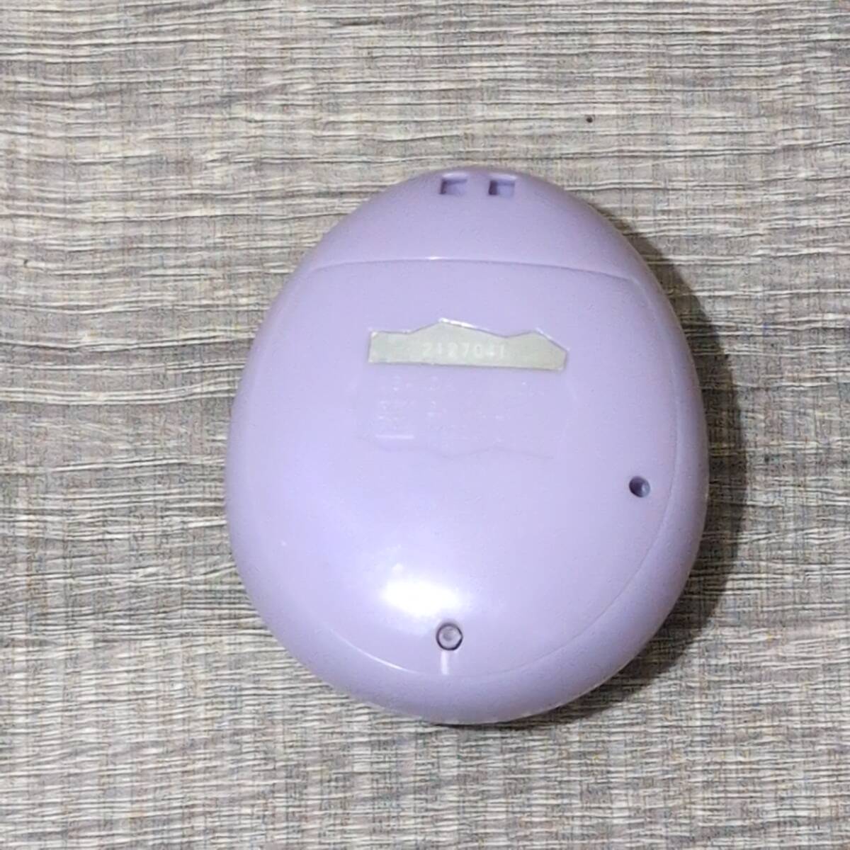 【たまごっち】 たまごっちIDL 携帯ゲーム BANDAI 2004 2011 カラー キラキラ ラメ 紫 パープル 電子ペット 大人気 レア レトロ_画像2