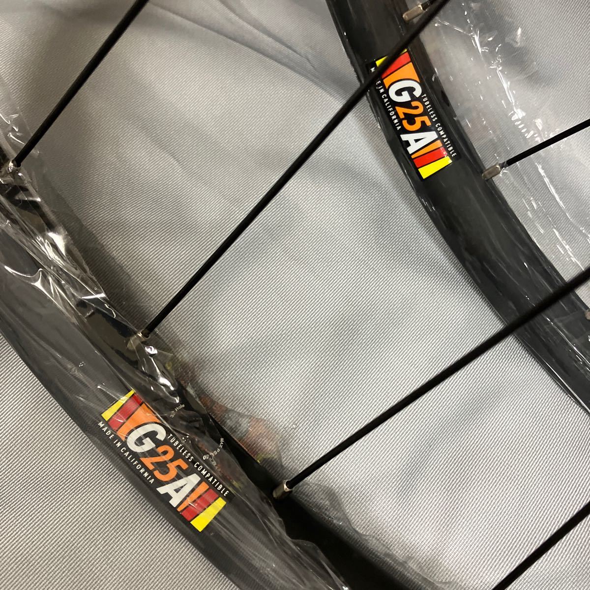 未使用 White Industries CLD ハブ G25A リム 100mm 135mm QR 未使用 White Industries CLD ハブ G25A リム 100mm 135mm QR
